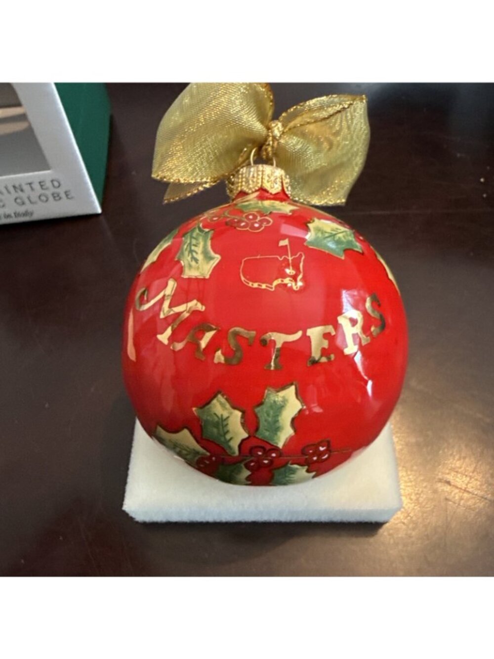 Masters Golf 2026 Ornament Ceramic Globe Hand Painted Red - Picture 3 of 4